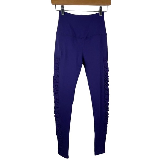 Beyond Yoga Women's Essential Gathered Legging - Picture 1 of 12
